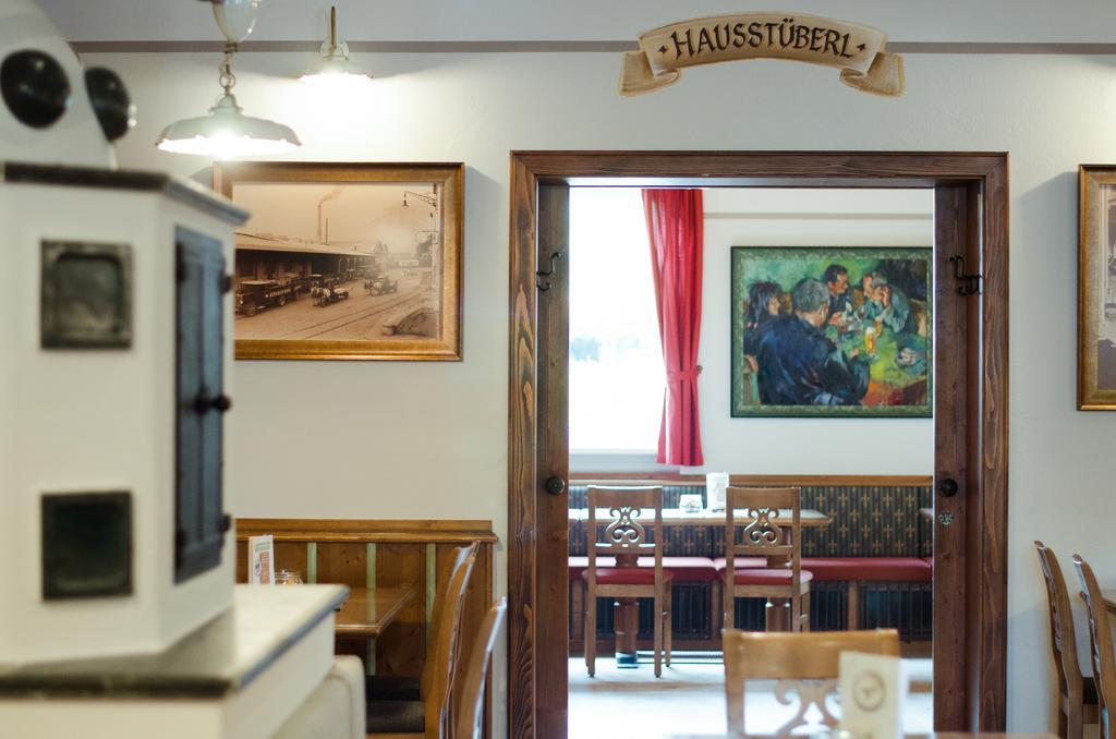 Готель Thalinger Hof Kronstorf Екстер'єр фото